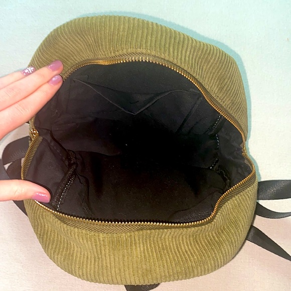 Green Small Ribbed Backpack Purse - Picture 3 of 4